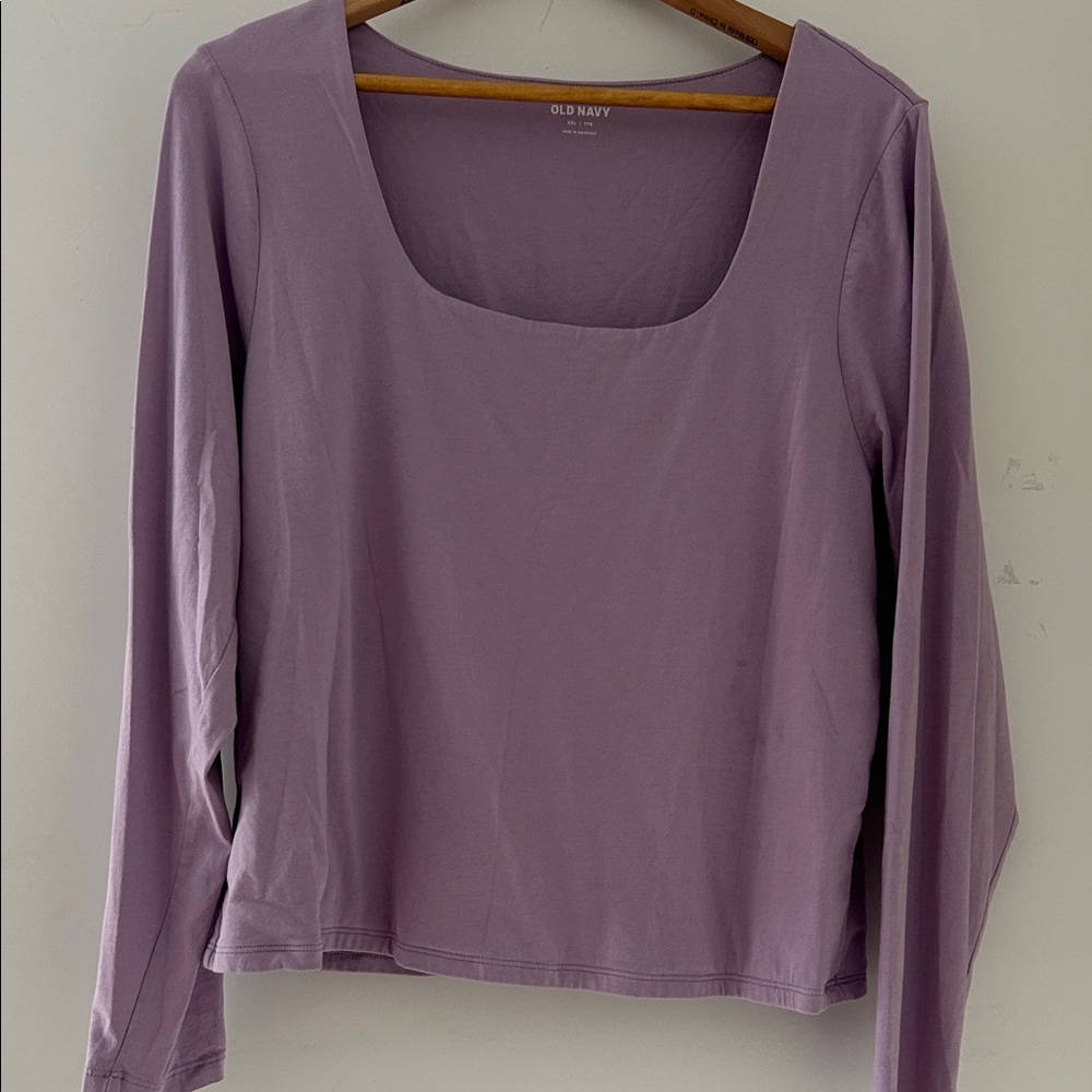 Old Navy Lavender Scoop-Neck Long Sleeve Top